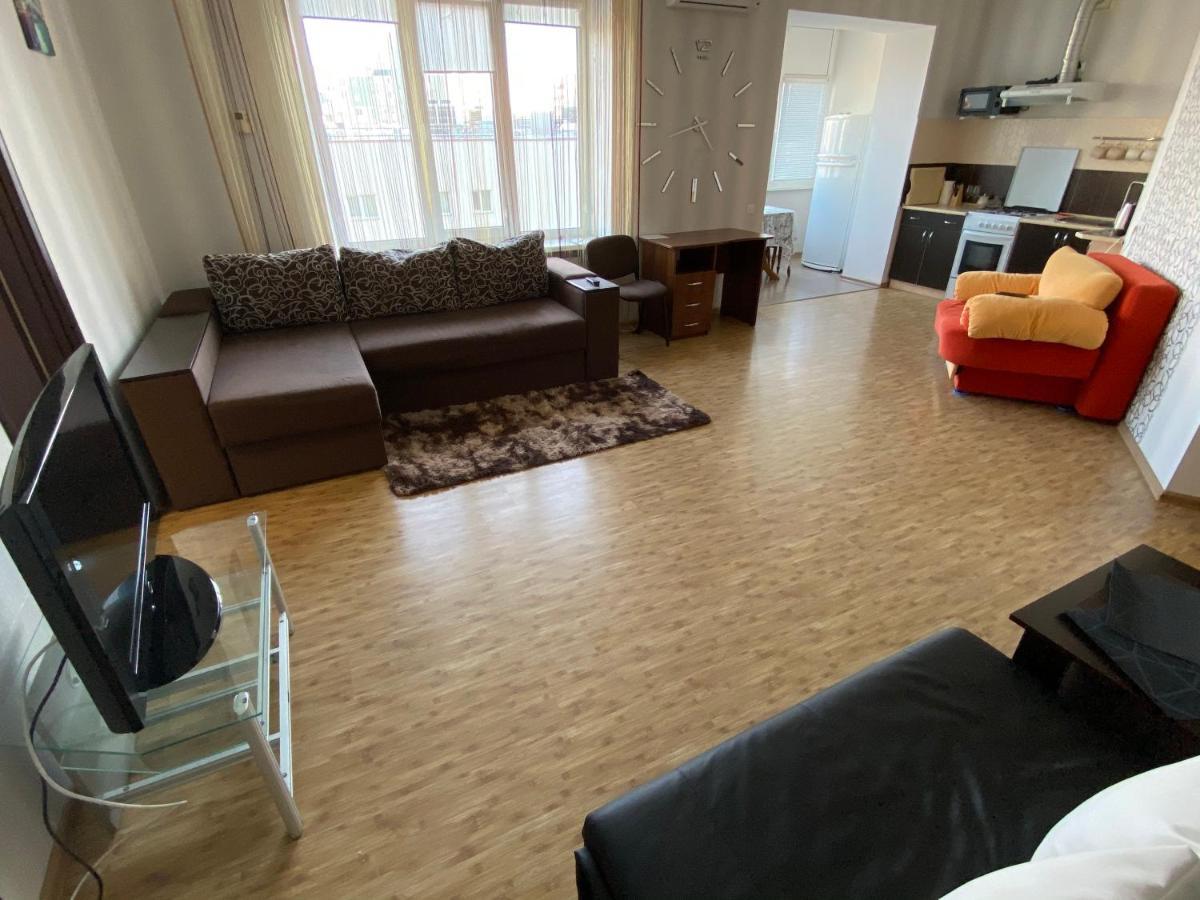 Podillia Modern Apartment 文尼察 外观 照片